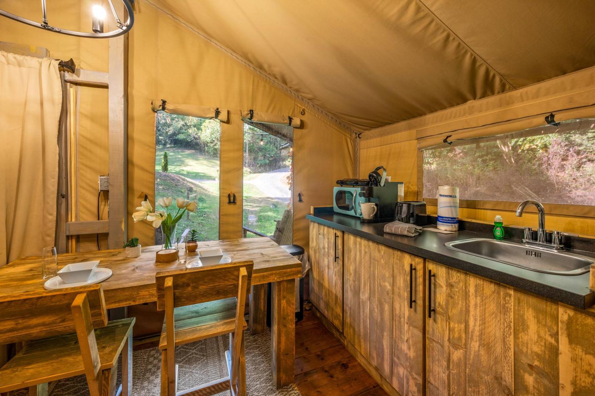 Firefly Season Glamping Tente de luxe *